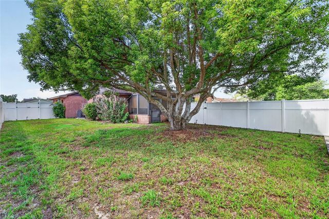 736 SCOTT LAKE VILLAGE N, Lakeland, FL 33813