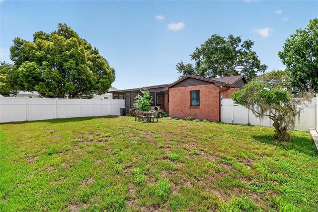 736 SCOTT LAKE VILLAGE N, Lakeland, FL 33813