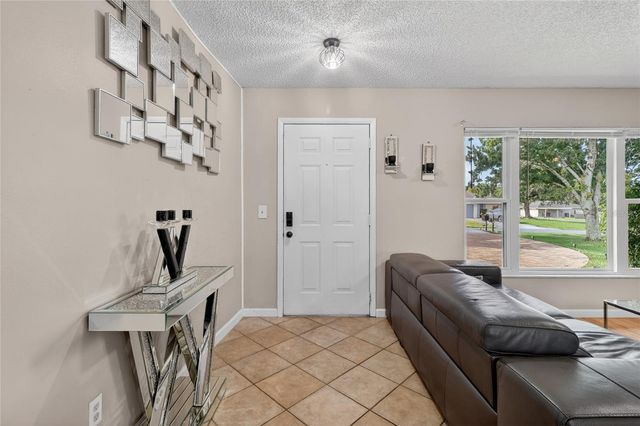 736 SCOTT LAKE VILLAGE N, Lakeland, FL 33813
