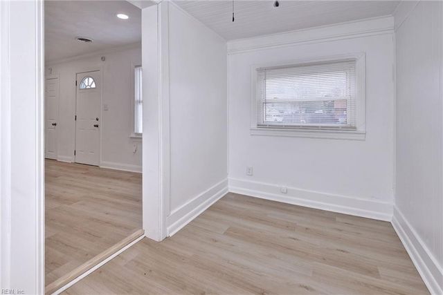 4635 Robin Hood RD, Norfolk, VA 23513