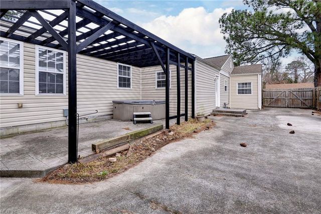 4635 Robin Hood RD, Norfolk, VA 23513