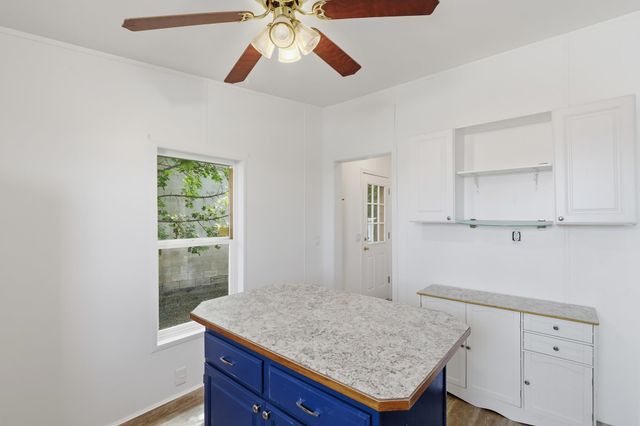 6300 E 2nd Ave, Spokane Valley, WA 99212