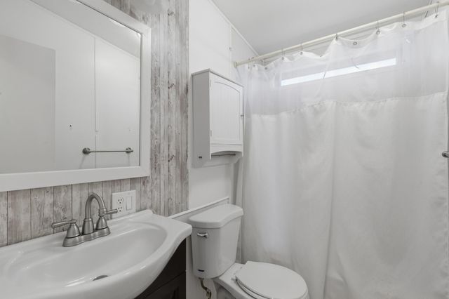 6300 E 2nd Ave, Spokane Valley, WA 99212