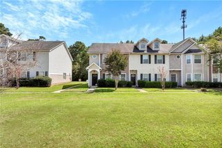 8662 Thomas Road, Riverdale, GA 30274