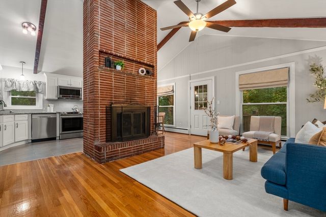 35-35B Beachview Ave, Malden, MA 02148