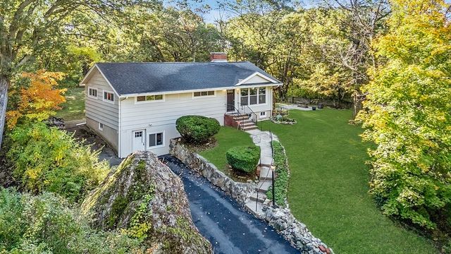 35-35B Beachview Ave, Malden, MA 02148