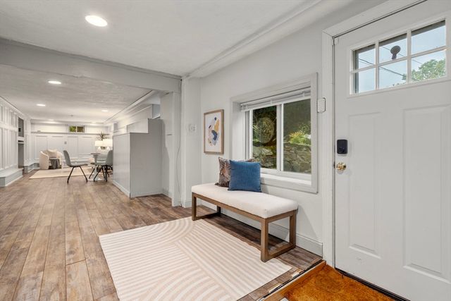 35-35B Beachview Ave, Malden, MA 02148