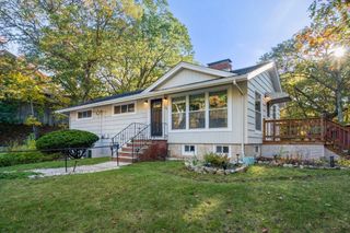 35-35B Beachview Ave, Malden, MA 02148