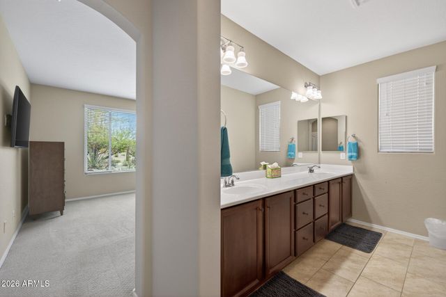 27489 W MOHAWK Lane, Buckeye, AZ 85396
