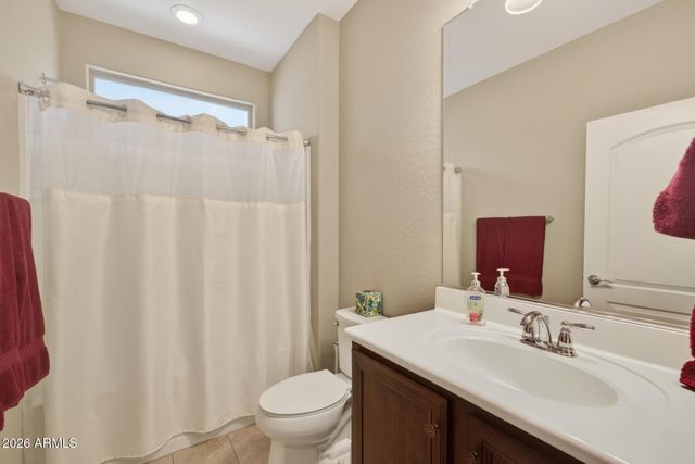 27489 W MOHAWK Lane, Buckeye, AZ 85396