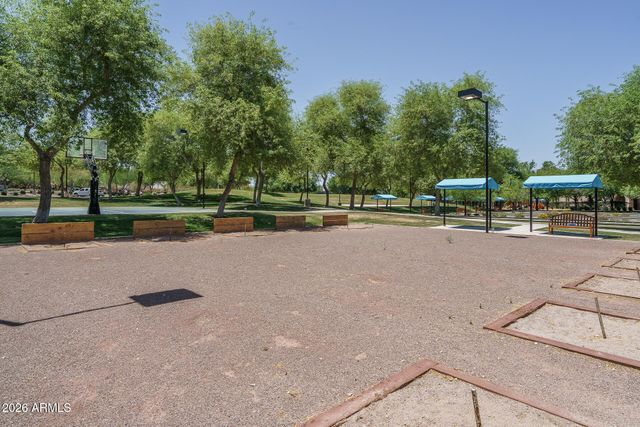 27489 W MOHAWK Lane, Buckeye, AZ 85396