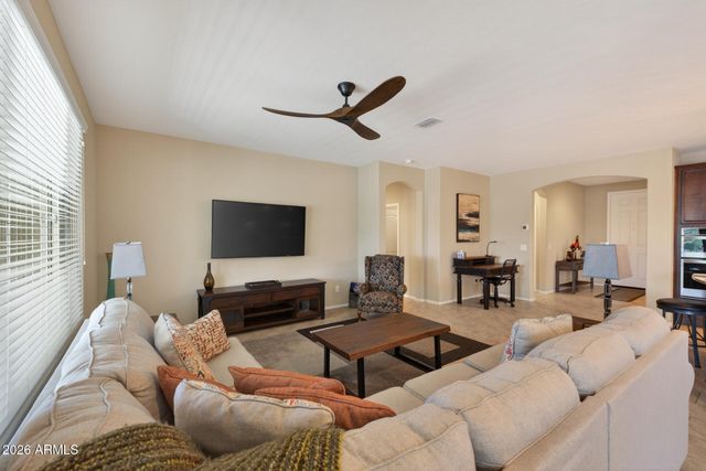 27489 W MOHAWK Lane, Buckeye, AZ 85396