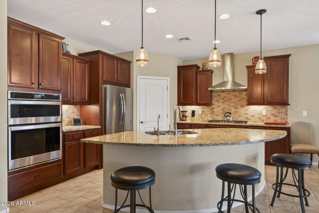 27489 W MOHAWK Lane, Buckeye, AZ 85396