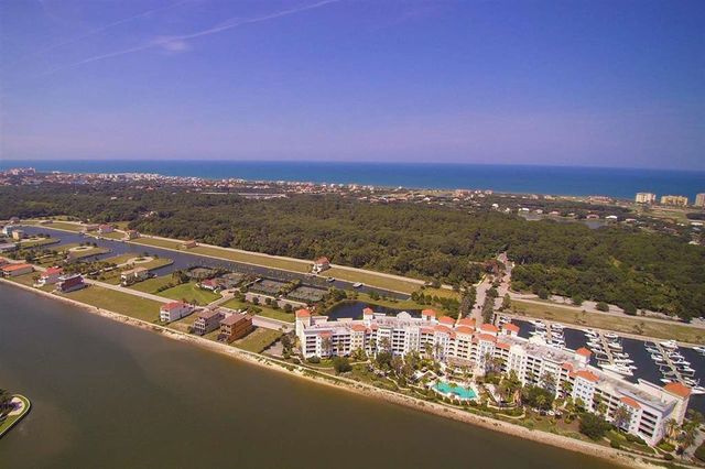 232 Yacht Harbor Dr, Palm Coast, FL 32137