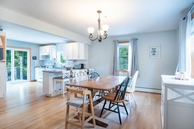18 Clarence Dr, Oxford, MA 01540
