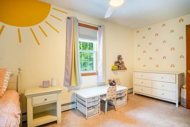 18 Clarence Dr, Oxford, MA 01540