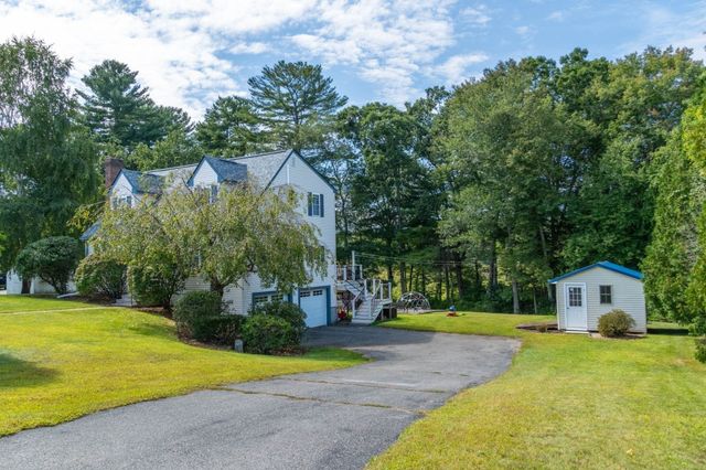 18 Clarence Dr, Oxford, MA 01540