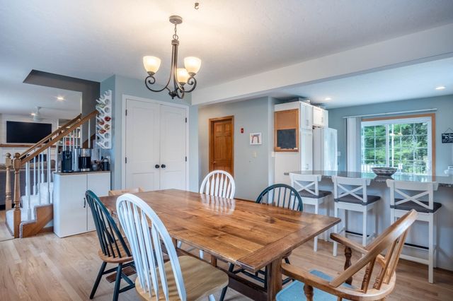 18 Clarence Dr, Oxford, MA 01540