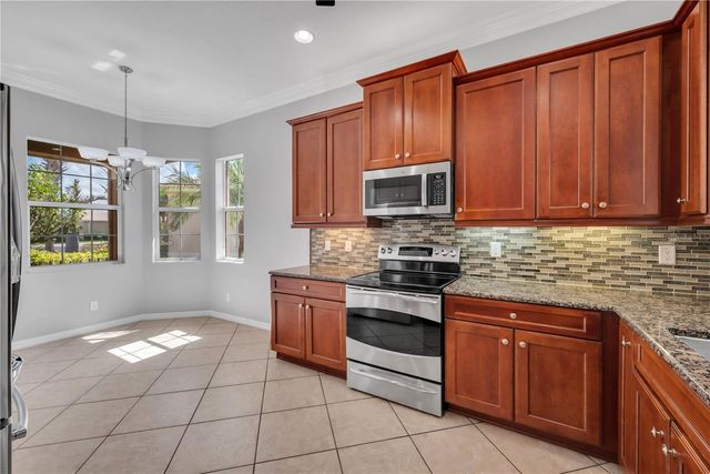 5002 INDIAN SHORES PLACE, Wimauma, FL 33598