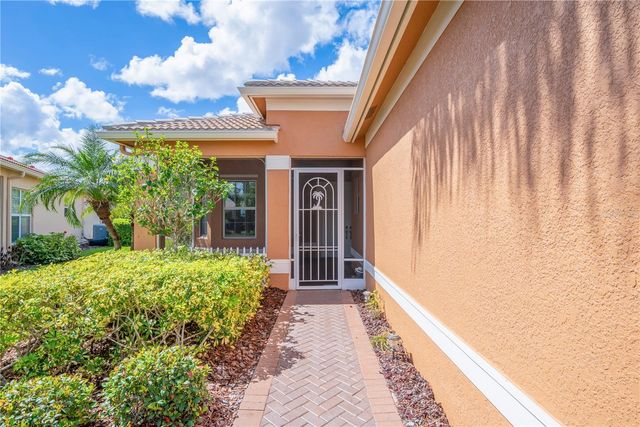 5002 INDIAN SHORES PLACE, Wimauma, FL 33598