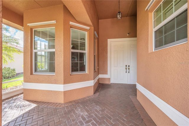 5002 INDIAN SHORES PLACE, Wimauma, FL 33598