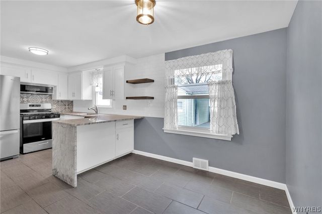 334 Wrexham Court North, Tonawanda, NY 14150