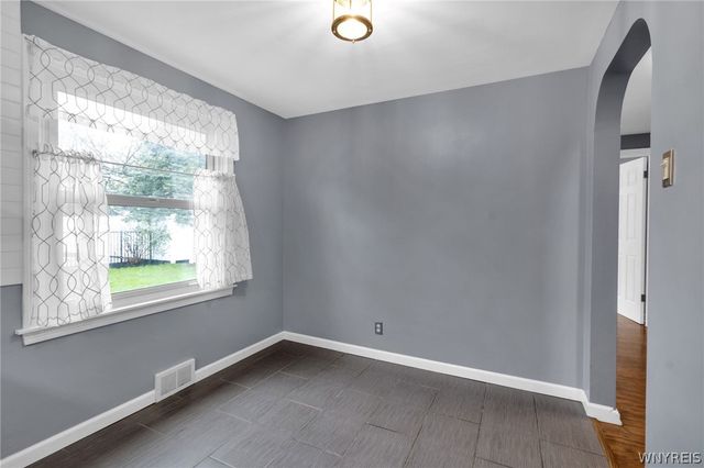 334 Wrexham Court North, Tonawanda, NY 14150