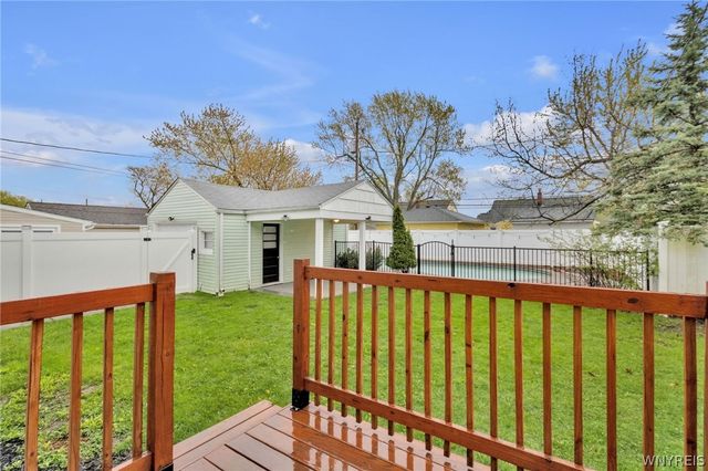 334 Wrexham Court North, Tonawanda, NY 14150