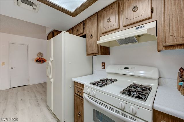 704 Willow Avenue, Henderson, NV 89002