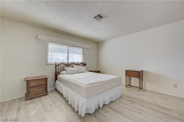 704 Willow Avenue, Henderson, NV 89002