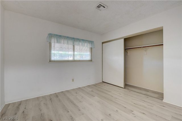 704 Willow Avenue, Henderson, NV 89002