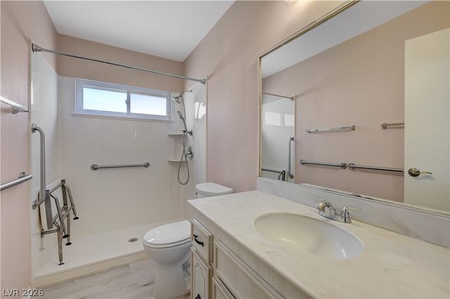 704 Willow Avenue, Henderson, NV 89002