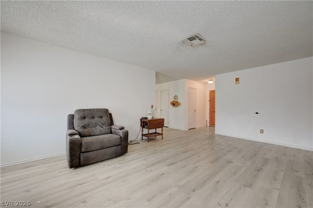 704 Willow Avenue, Henderson, NV 89002