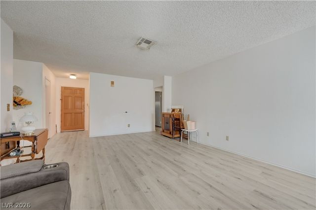 704 Willow Avenue, Henderson, NV 89002