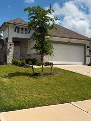 31053 Regal Elm Lane, Conroe, TX 77385