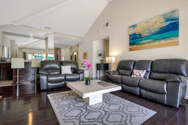 142 Lake Shore Drive, Rancho Mirage, CA 92270