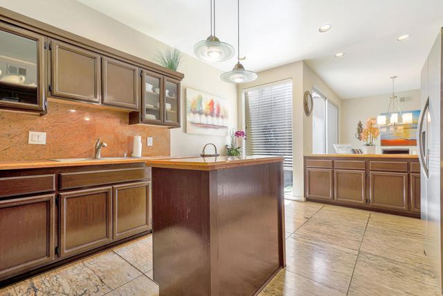 142 Lake Shore Drive, Rancho Mirage, CA 92270
