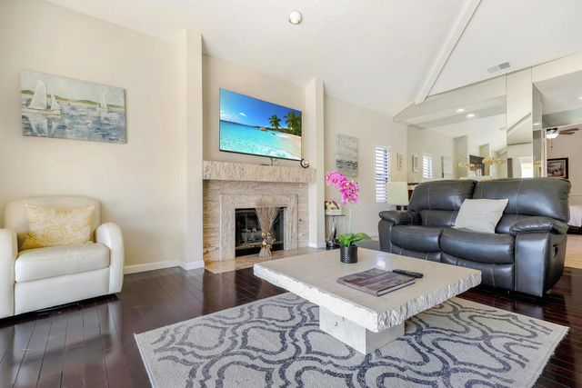 142 Lake Shore Drive, Rancho Mirage, CA 92270