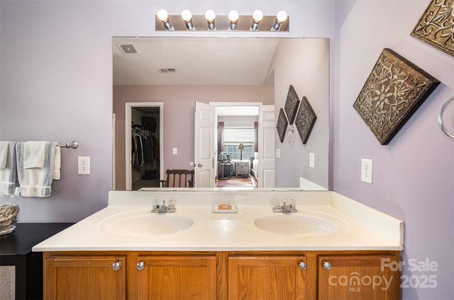 6001 Firethorne Lane, Concord, NC 28025