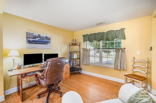 6001 Firethorne Lane, Concord, NC 28025
