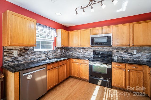 6001 Firethorne Lane, Concord, NC 28025