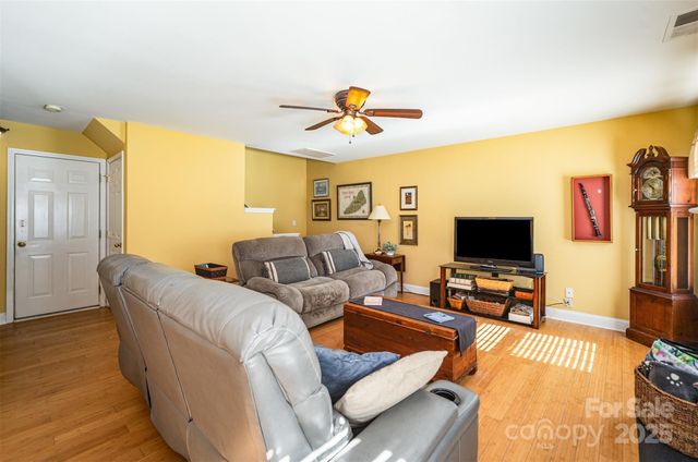 6001 Firethorne Lane, Concord, NC 28025