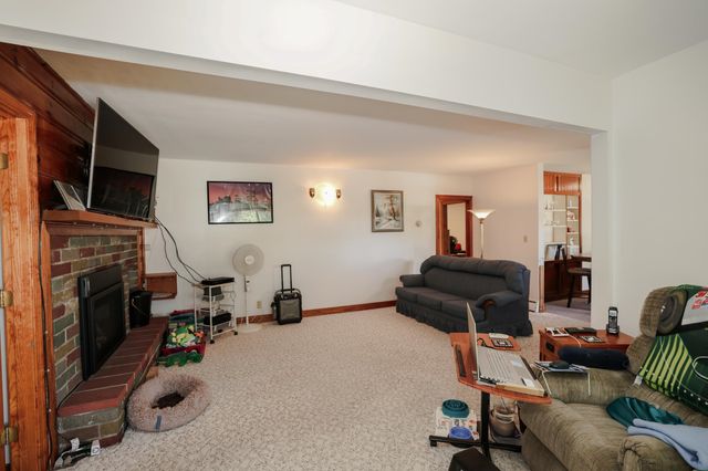 20 Meadow Lane, Goffstown, NH 03045