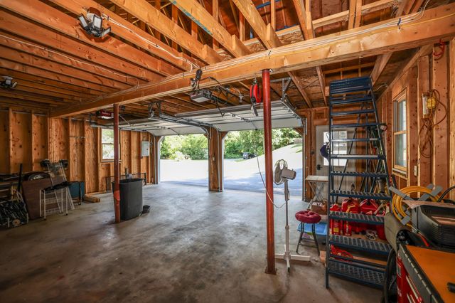 20 Meadow Lane, Goffstown, NH 03045