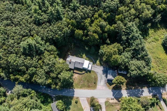 20 Meadow Lane, Goffstown, NH 03045