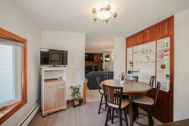 20 Meadow Lane, Goffstown, NH 03045