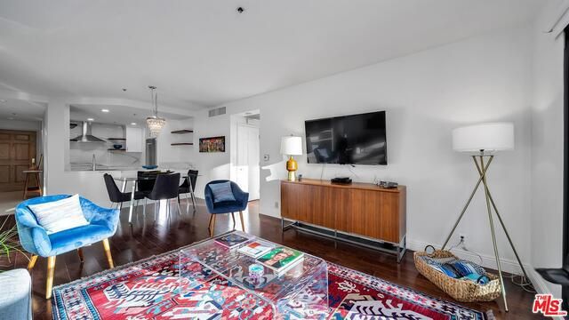 10724 Wilshire Boulevard 809, Los Angeles, CA 90024