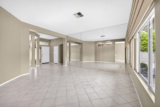 78906 Edgebrook Lane, Palm Desert, CA 92211