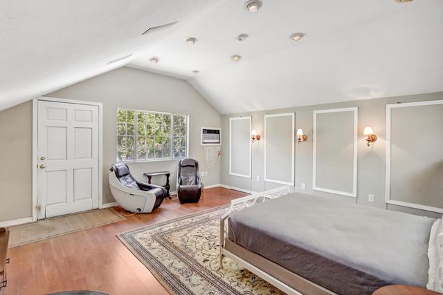 1557 39th St, Sacramento, CA 95816