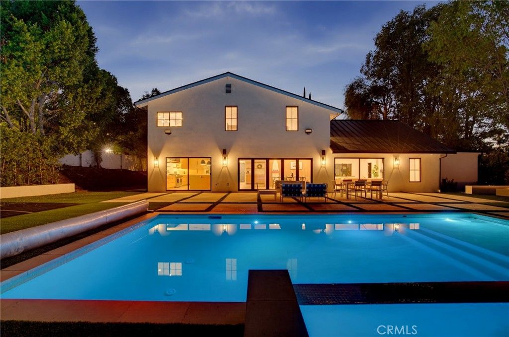 4830 Winnetka Avenue, Woodland Hills, CA 91364 — exterior